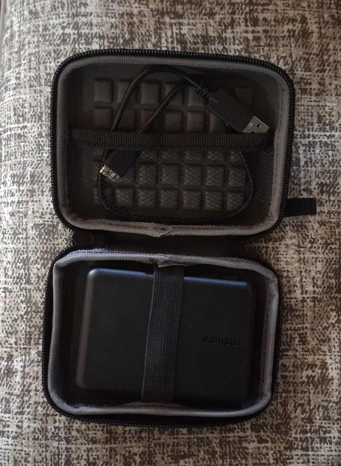 هارد 4 ترابایت Toshiba Canvio Basics|قطعات و لوازم جانبی رایانه|شیراز, ارم|دیوار