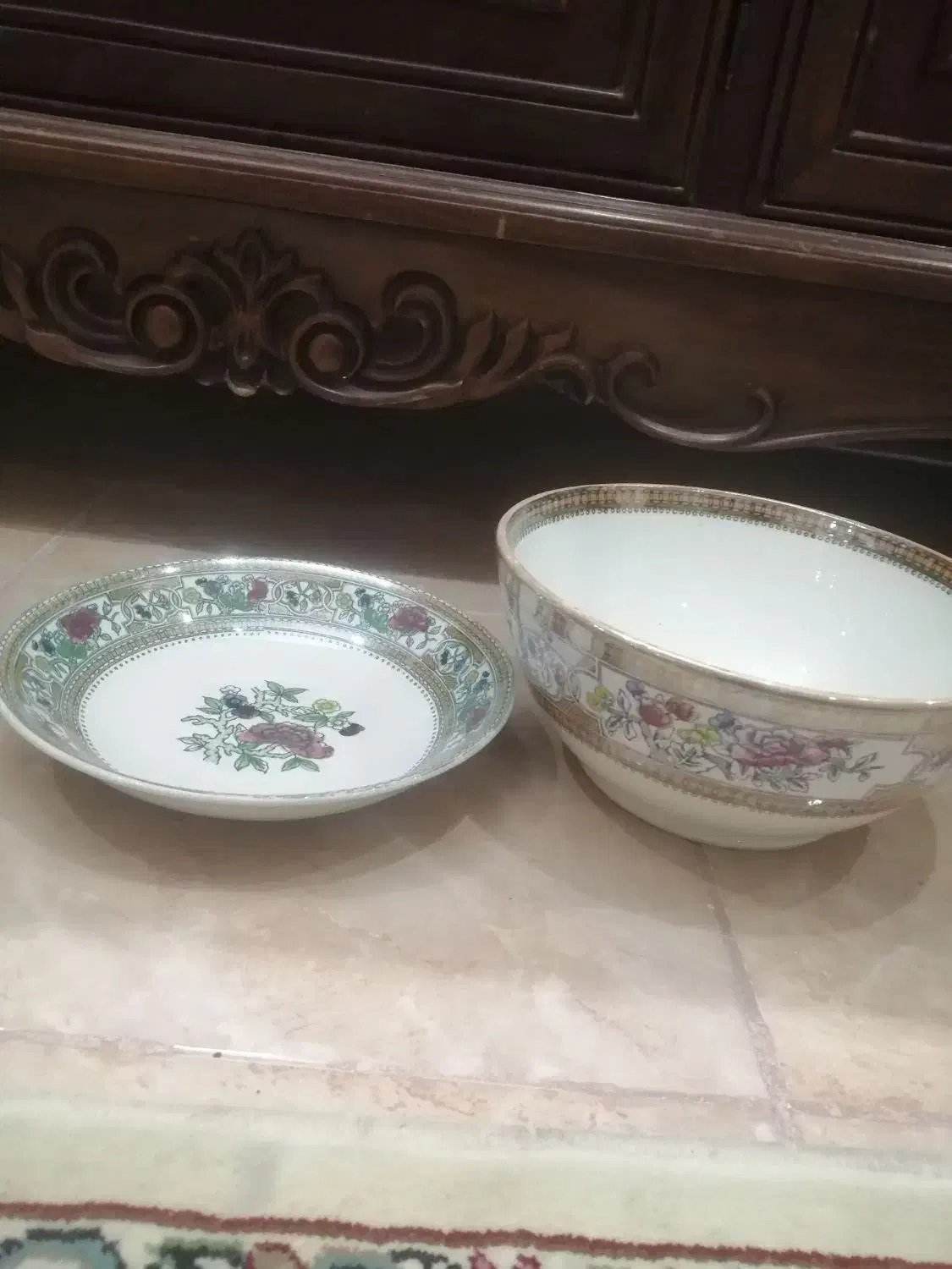 کاسه بشقاب آنتیک|کلکسیون اشیاء عتیقه|یزد, |دیوار