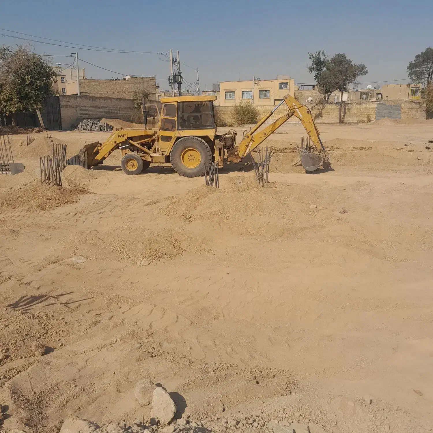 خاک برداری واجاره بیل بکهو|خدمات حمل و نقل|اصفهان, شمس آباد|دیوار