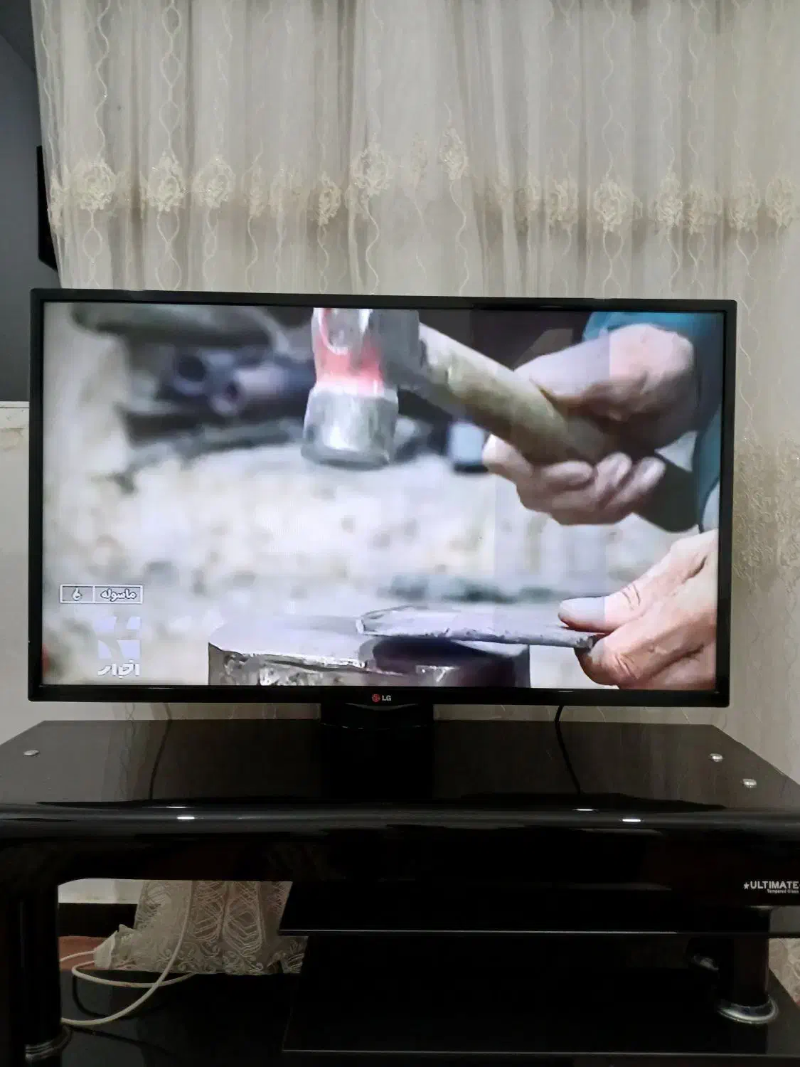 تلویزیون LED ۴۲ الجی|تلویزیون و پروژکتور|مریوان, |دیوار