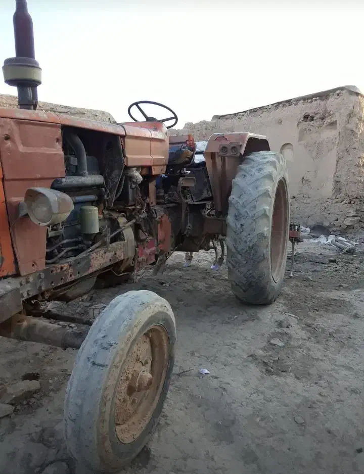 تراکتور رومانی مدل 58|خودرو سنگین|سجاس رود, |دیوار