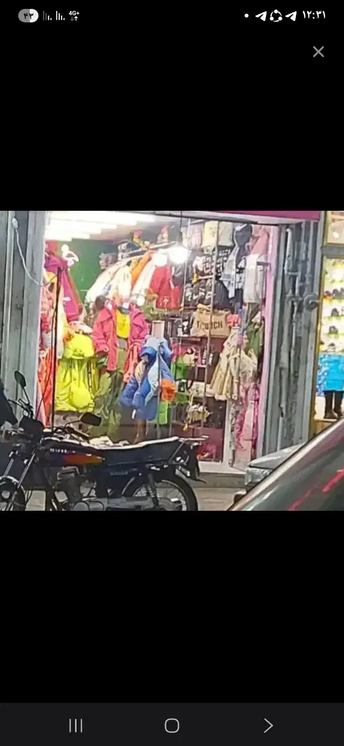 ۳۰ متر مغازه تخلیه بر خ امین ( زهدی . میدان رهبر)|اجارهٔ مغازه و غرفه|تهران, خاک سفید|دیوار