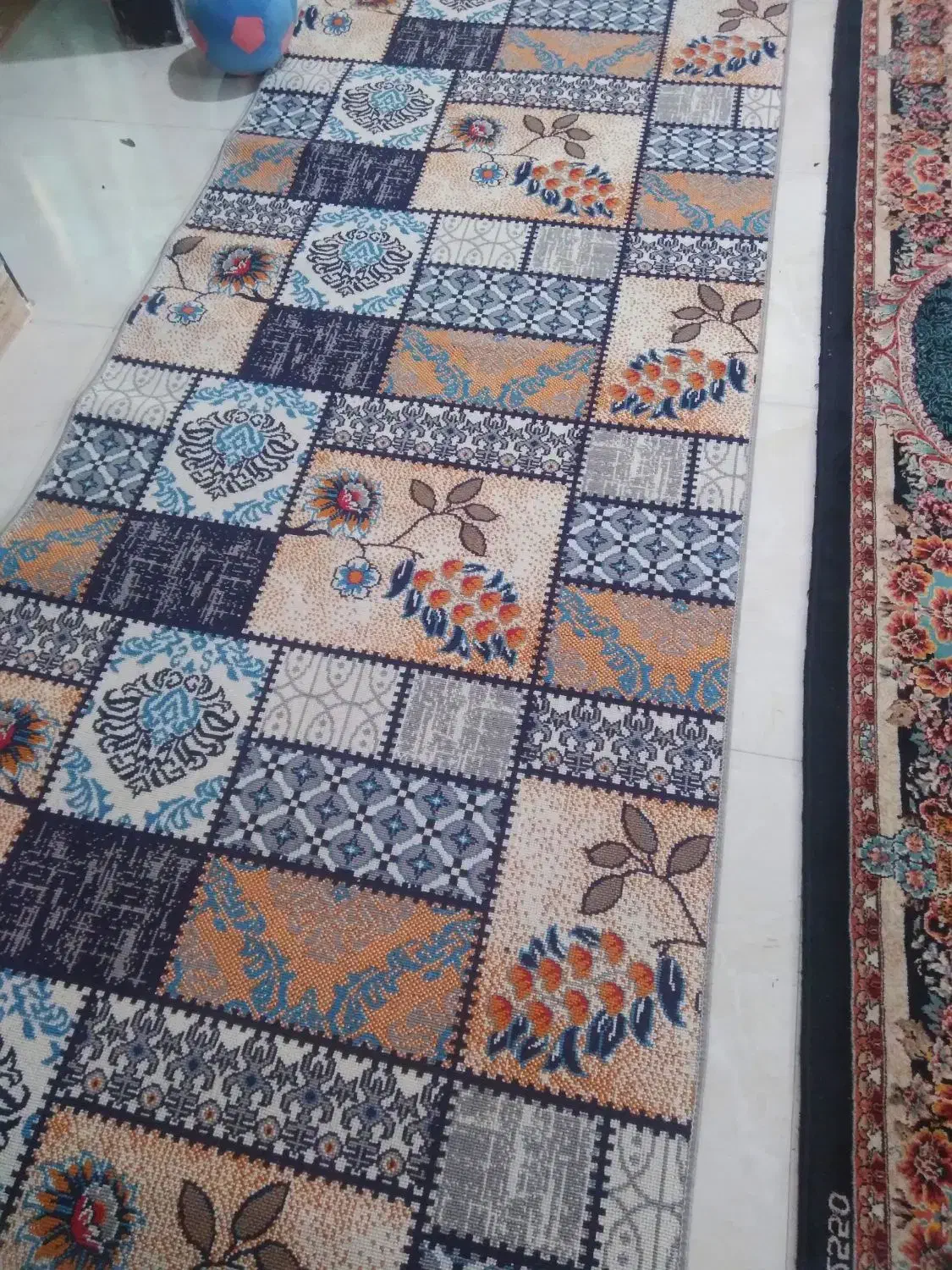 فرش گلیم کناری یا راه پله یا راه رو|فرش|لنگرود, |دیوار