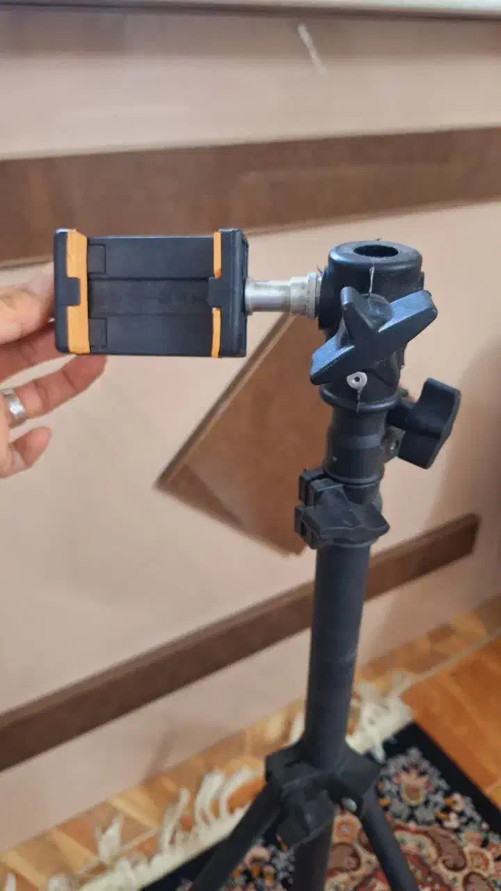 پایه دوربین و موبایل گوشی|دوربین عکاسی و فیلم‌برداری|تهران, صد دستگاه|دیوار