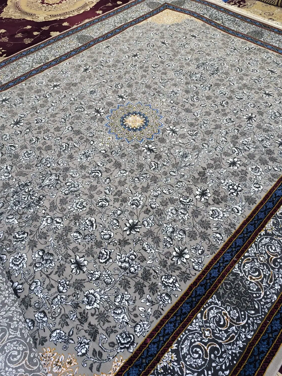 فرش ستاره|فرش|بهبهان, |دیوار