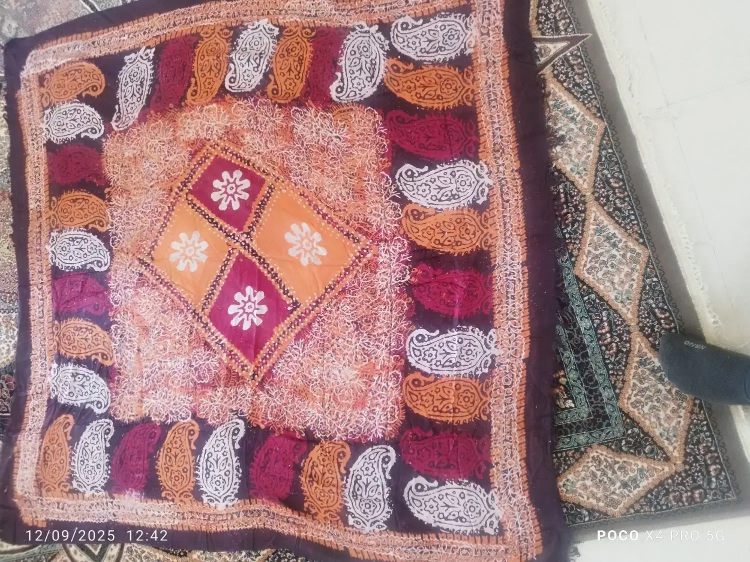 شال قدیمی اصل|کلکسیون اشیاء عتیقه|دماوند, گیلاوند|دیوار