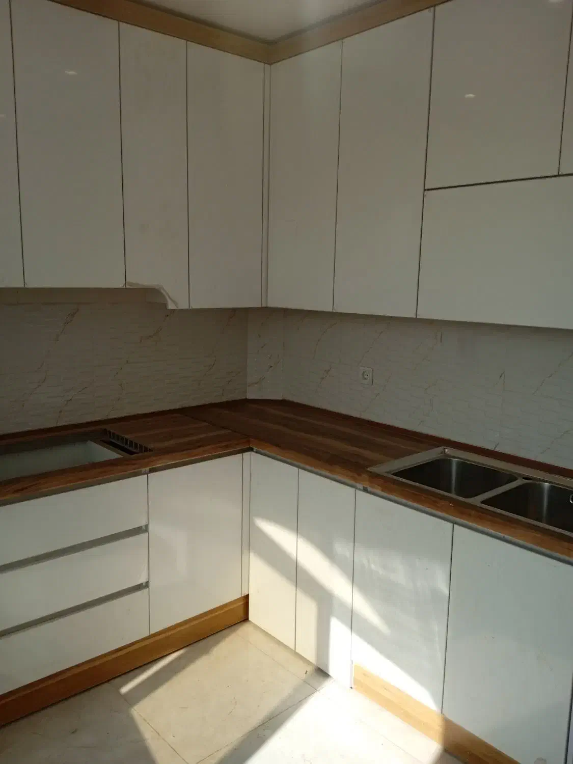 نصب و اجرای کابینت وکمد دیواری.میز پیشخوان.پارتیشن|خدمات پیشه و مهارت|پاکدشت, پاکدشت (مامازند)|دیوار