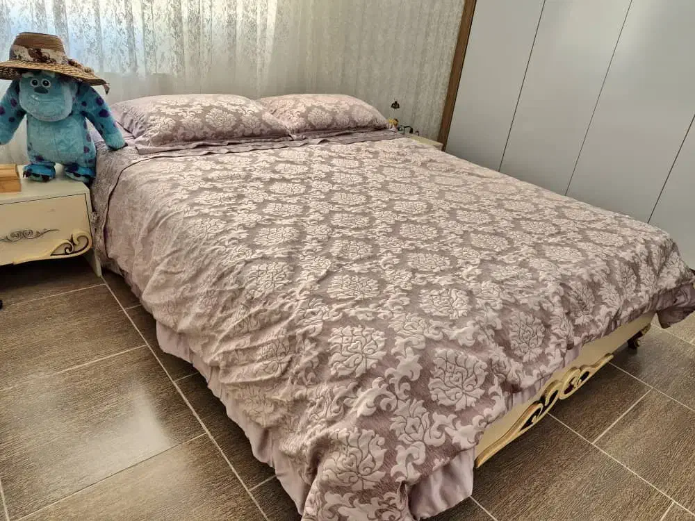 رو تختی دو نفره ساتن ترک|سرویس روتختی|چهارباغ, |دیوار