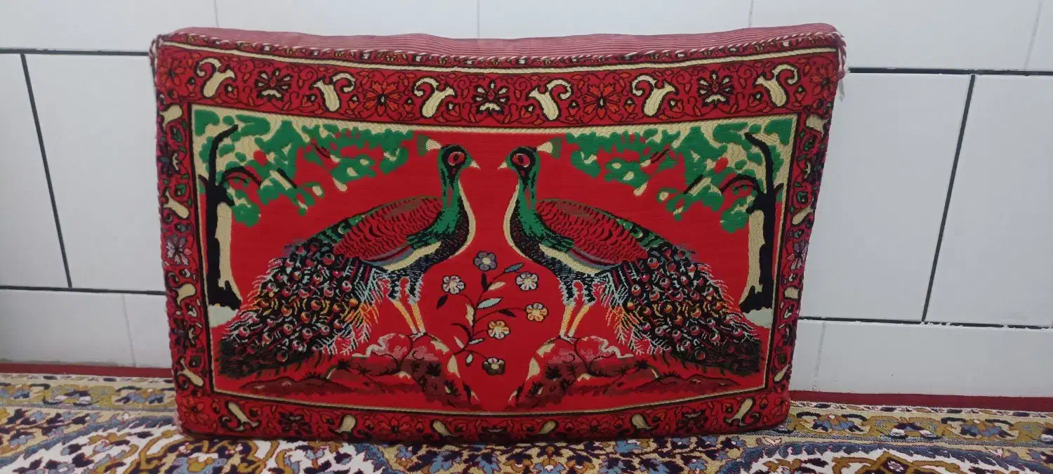 پشتی دیواری|پشتی|داراب, |دیوار