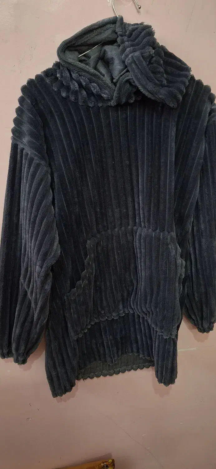 هودی|لباس|تربتحیدریه, فرمانداری|دیوار