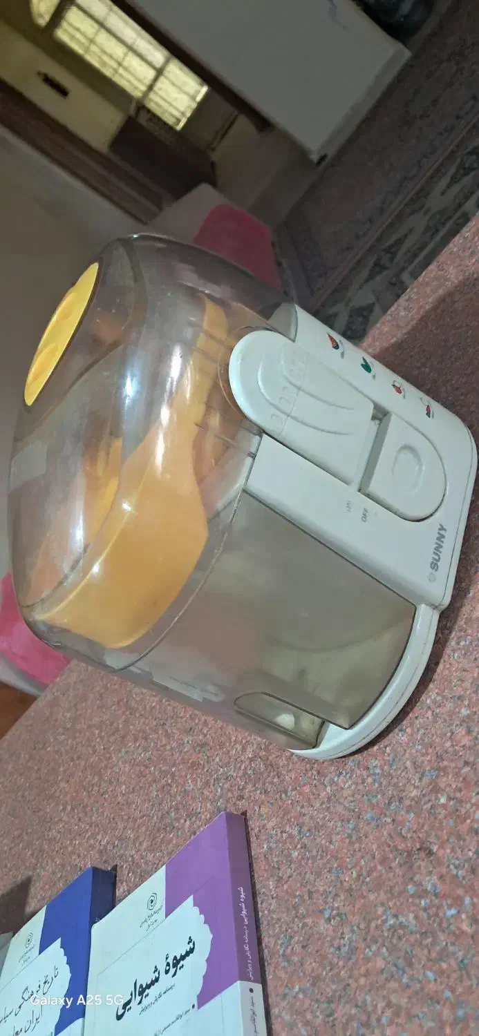 آب میوه گیری sunny|آبمیوه‌گیر و آب‌مرکبات‌گیر|قم, دانشگاه قم|دیوار