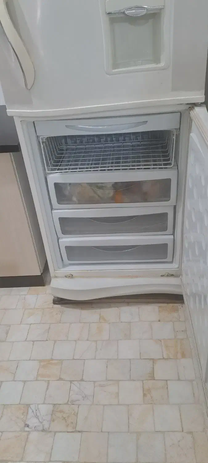 لوازم خانگی|یخچال و فریزر|قم, قلعه کامکار|دیوار