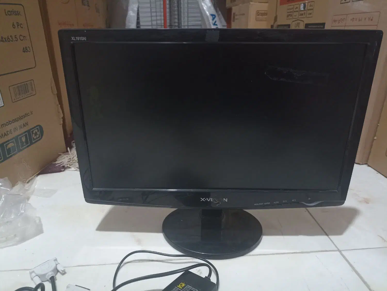 مانیتور 19 اینچ ایکس ویژن led|قطعات و لوازم جانبی رایانه|همدان, |دیوار