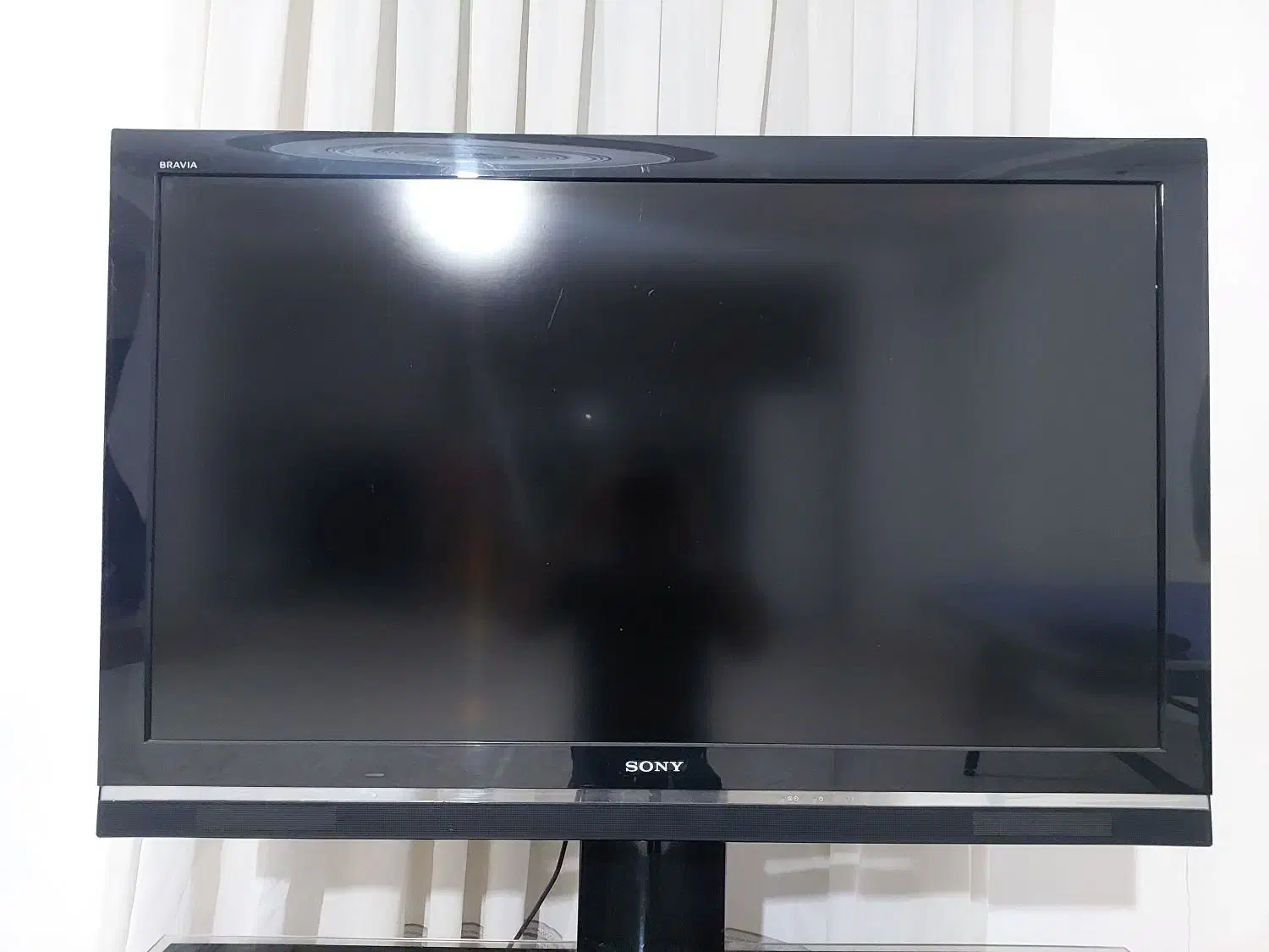 تلویزیون sony با میز|تلویزیون و پروژکتور|ساری, |دیوار