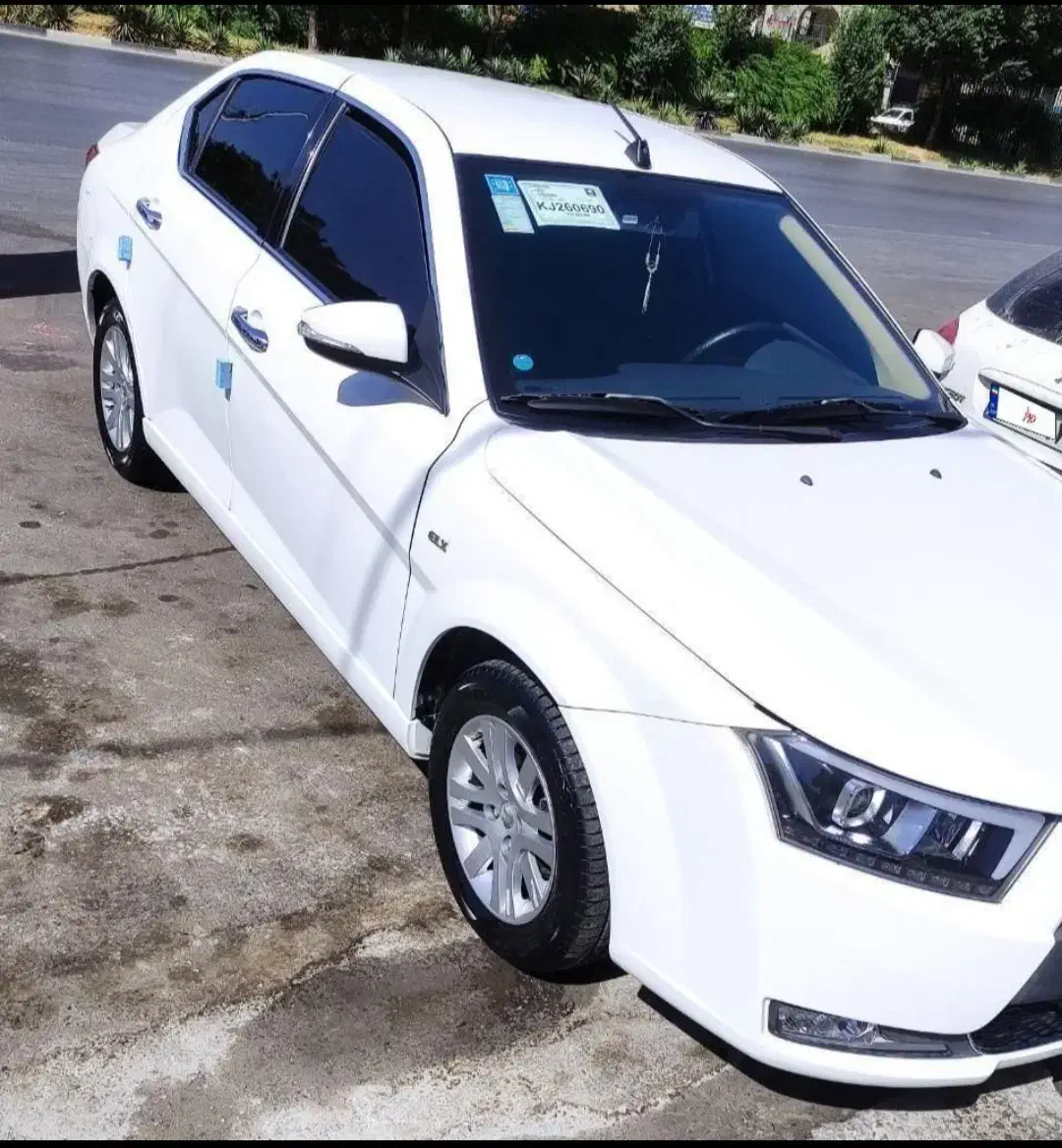 دنا پلاس ۱۴۰۰ درحد صفر|خودرو سواری و وانت|بروجرد, |دیوار