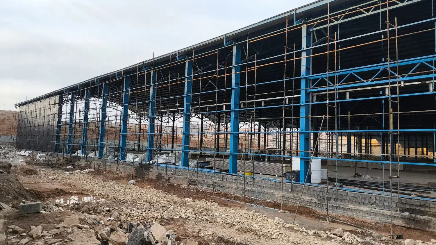 نصب سوله و اجرای ساندویچ پانل|خدمات پیشه و مهارت|قشم, |دیوار