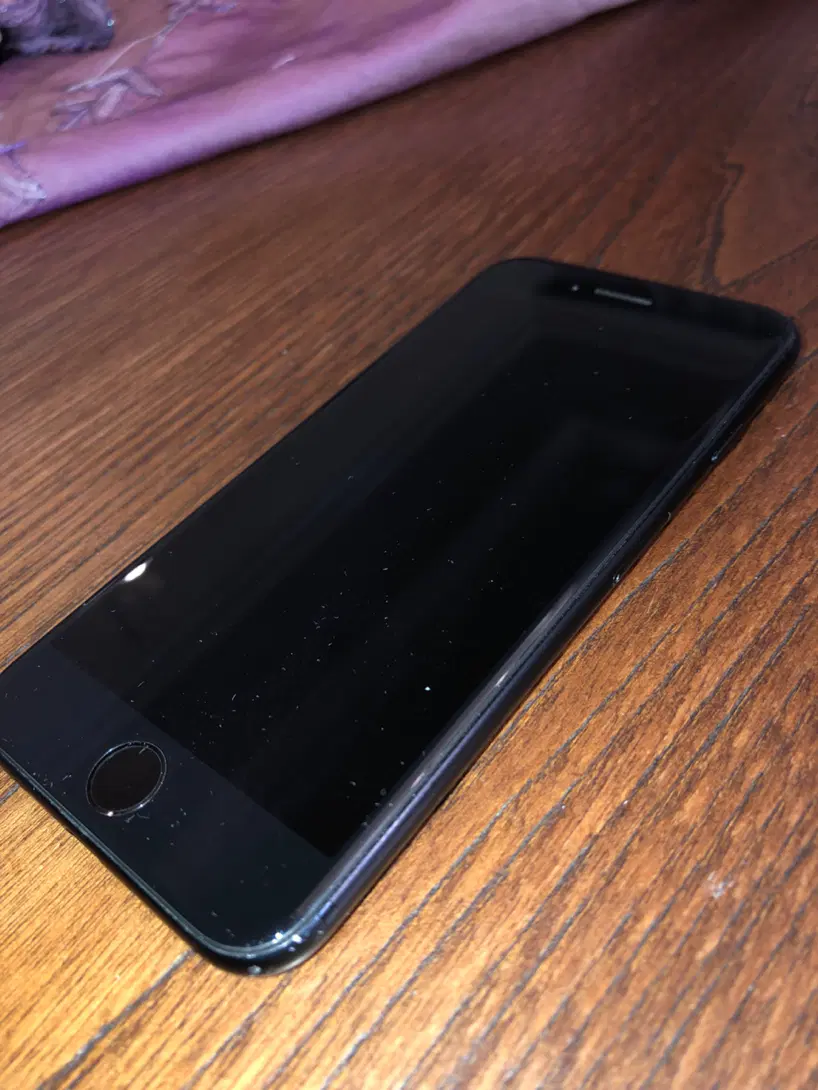 iPhone se 2020|موبایل|مشهد, هفت تیر (حافظ)|دیوار