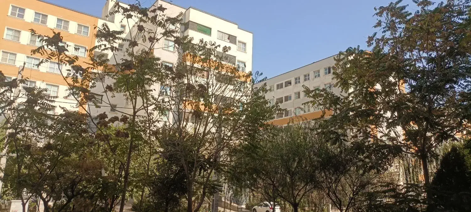 خدا کرم جدید آپارتمان 94 متر|فروش آپارتمان|کرج, کوی زنبق|دیوار