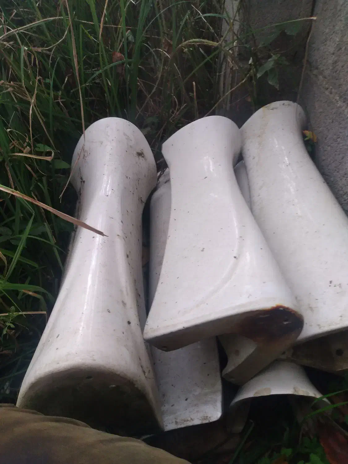 پایه روشویی|لوازم سرویس بهداشتی|رشت, شهرک صنعتی|دیوار