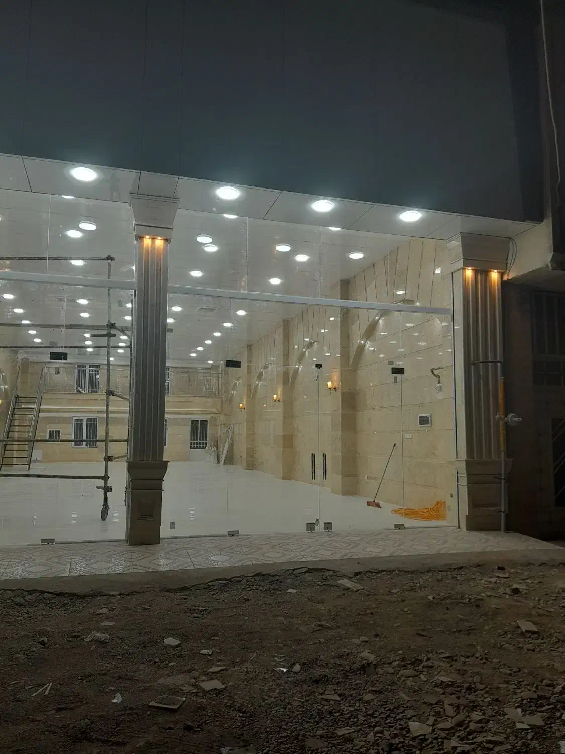 اجاره تجاری بلوارراه آهن|اجارهٔ مغازه و غرفه|گرمسار, |دیوار