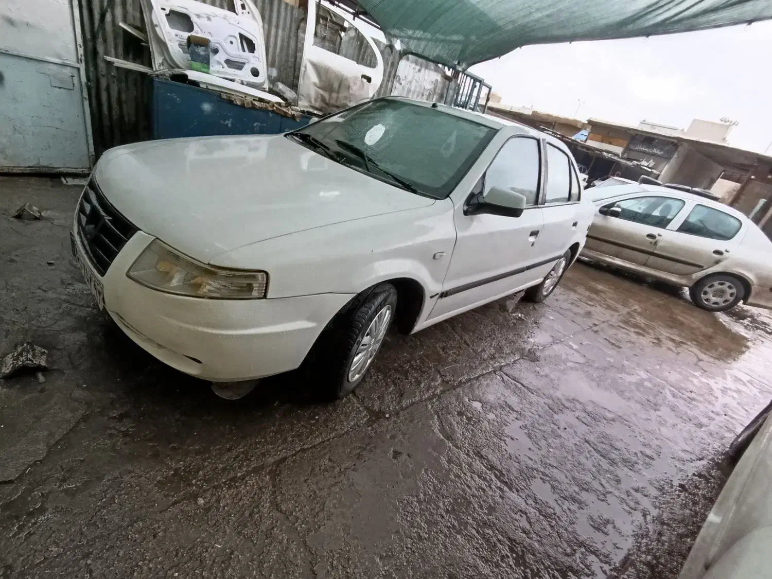 سمند مدل 90|خودرو سواری و وانت|شیراز, قالیشویی|دیوار