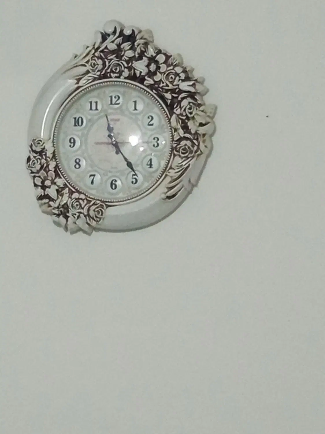 ساعت|ساعت دیواری و تزئینی|رباط‌کریم, رباط‌کریم|دیوار