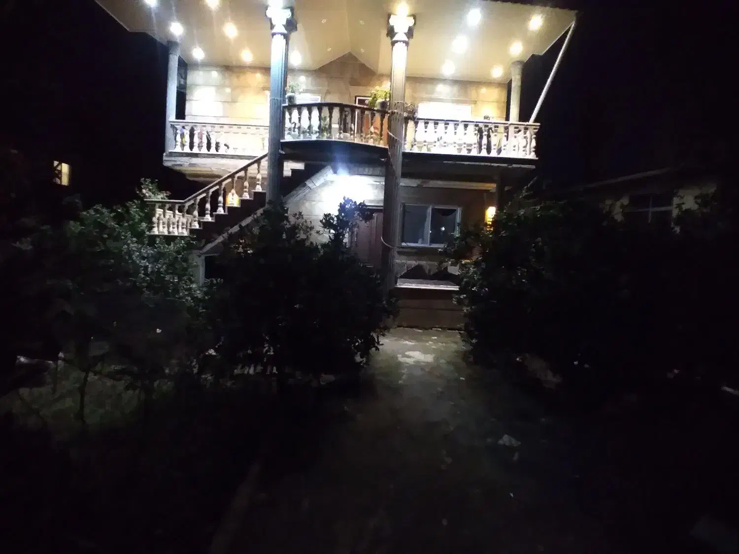 اجاره دوخواب ویلا باغ بدون واسطه نوساخت|اجارهٔ کوتاهمدت آپارتمان و سوئیت|چالوس, |دیوار