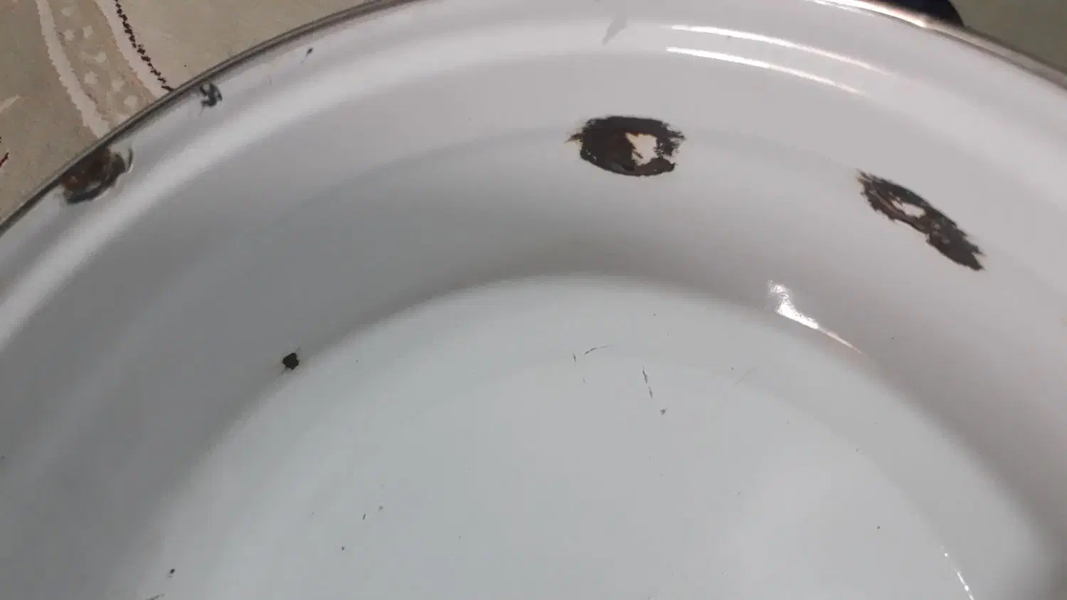 قابلمه لعاب قدیمی|ظروف پختوپز|خمین, |دیوار