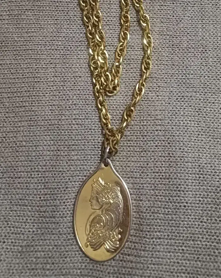 گردنبندرنگ ثابت|جواهرات|گنبد کاووس, |دیوار