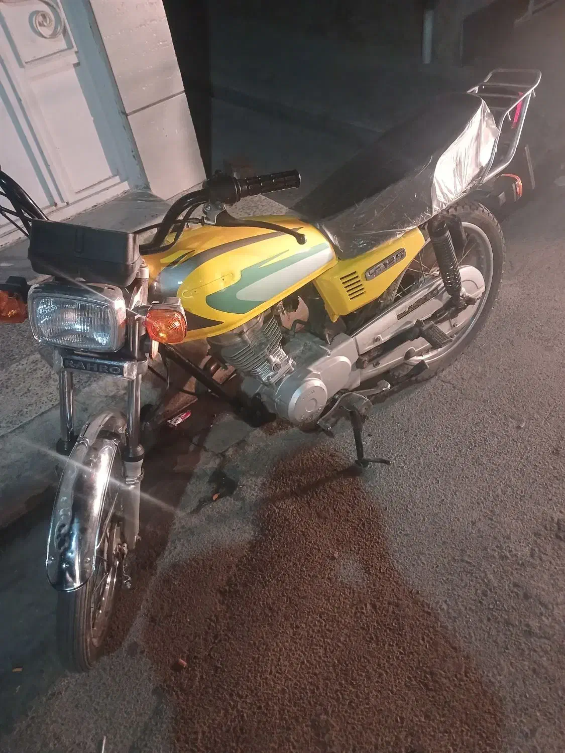 موتورمدل ۹۵درحد صفر برگه مزایده پارکینگ معتبر|موتورسیکلت|رباط‌کریم, رباط‌کریم|دیوار