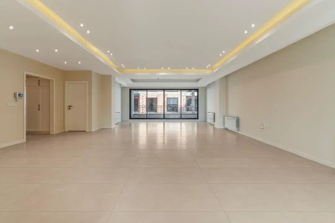 آپارتمان ۲۳۰ متری ۳ خواب نوساز|اجارهٔ آپارتمان|رویان, |دیوار