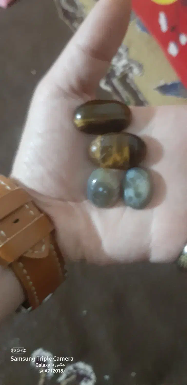 انواعه اقسام مهره ها واحجار مقدس اصیل|جواهرات|آفتاب, |دیوار