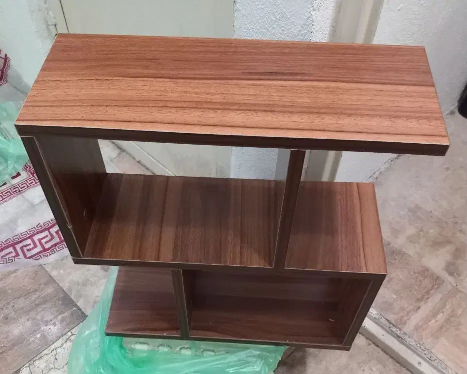 میز بغل مبلی در حد نو|میز تحریر و کامپیوتر|تهران, حکیمیه|دیوار