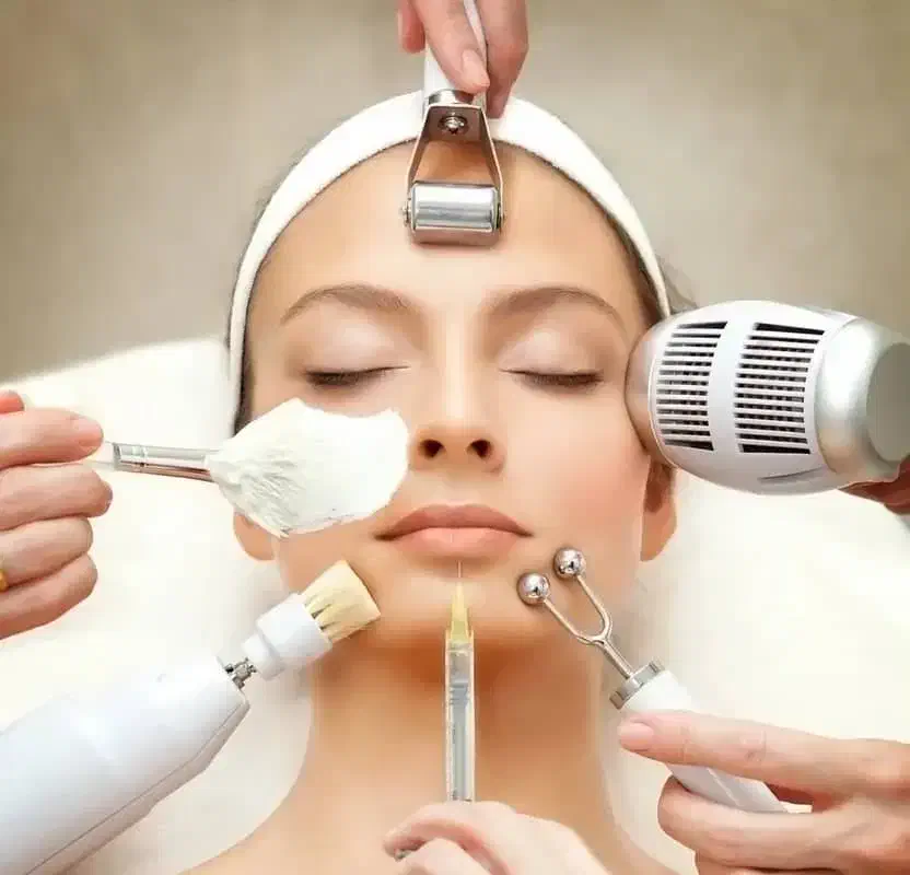 استخدام منشی برای کیلینیک زیبابی|استخدام بازاریابی و فروش|قم, باسکول|دیوار