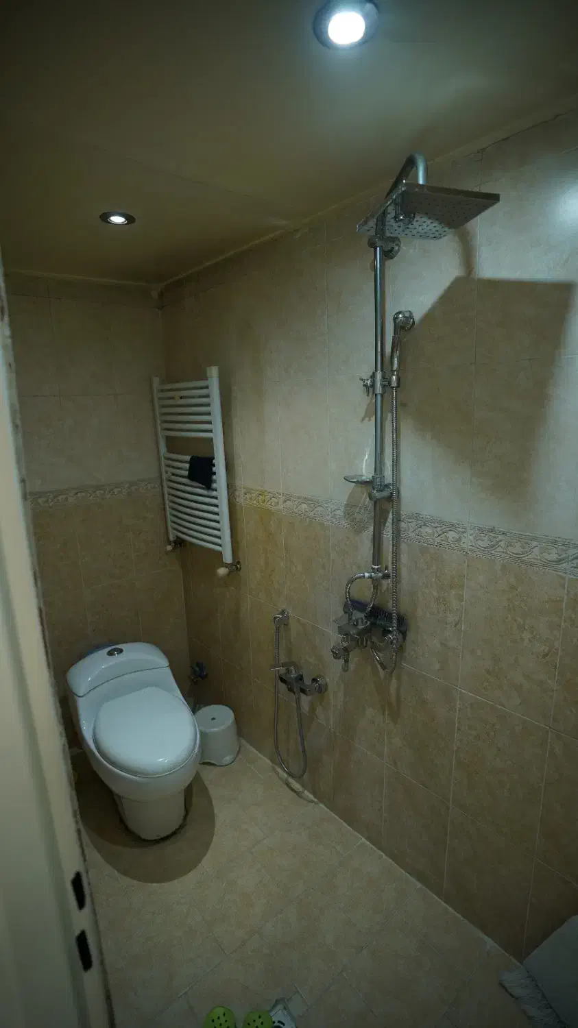 آپارتمان فروشی بازسازی شده در خیابان پلیس|فروش آپارتمان|تهران, حشمتیه|دیوار