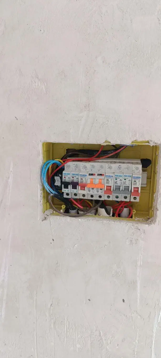 برقکار سخاتمان|خدمات پیشه و مهارت|شیراز, آزادی|دیوار