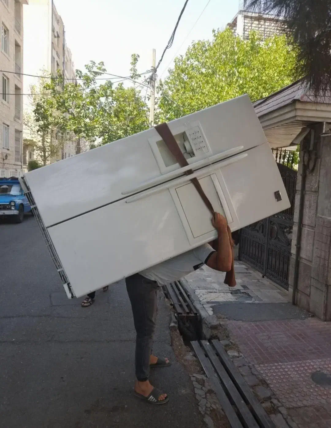 خدمات جابه‌جایی تخصصی اثاثیه اسباب کشی تخلیه کارگر|خدمات حمل و نقل|بیرجند, |دیوار