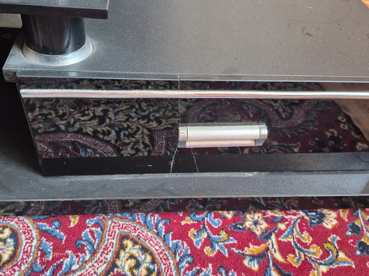 میز تلوزیون و میز و گل میز شیشه ای|میز تلویزیون|شیراز, شهرک گلستان|دیوار