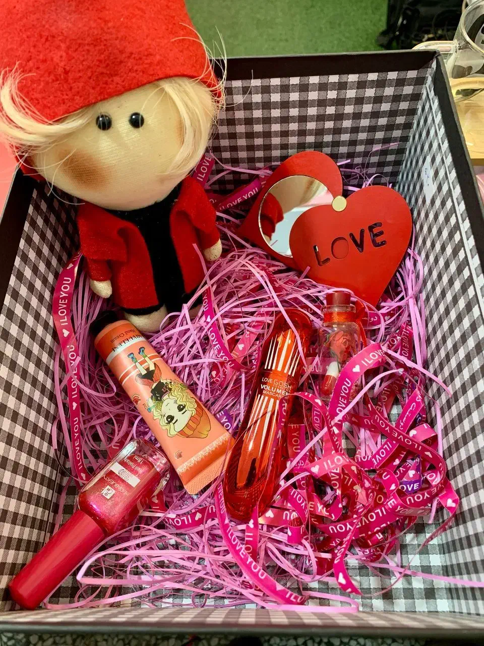 کادویی و هدیه و لوازم آرایشی (کیوت گالری)|آرایشی، بهداشتی، درمانی|زابل, |دیوار