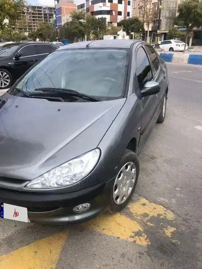 ۲۰۶ صندوق دار متور تیوفایو رنگ خاکستری دوره رنگ|خودرو سواری و وانت|بازرگان, |دیوار