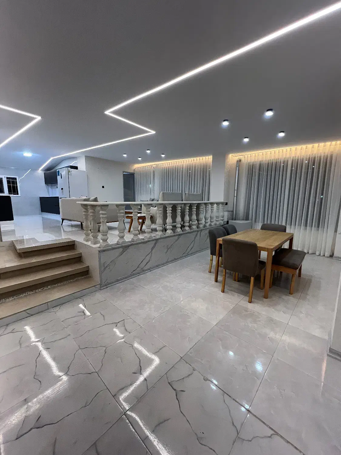 ساحلی پلاک یک دریا سه خواب نوساز دربست|اجارهٔ کوتاه‌مدت ویلا و باغ|تنکابن, |دیوار