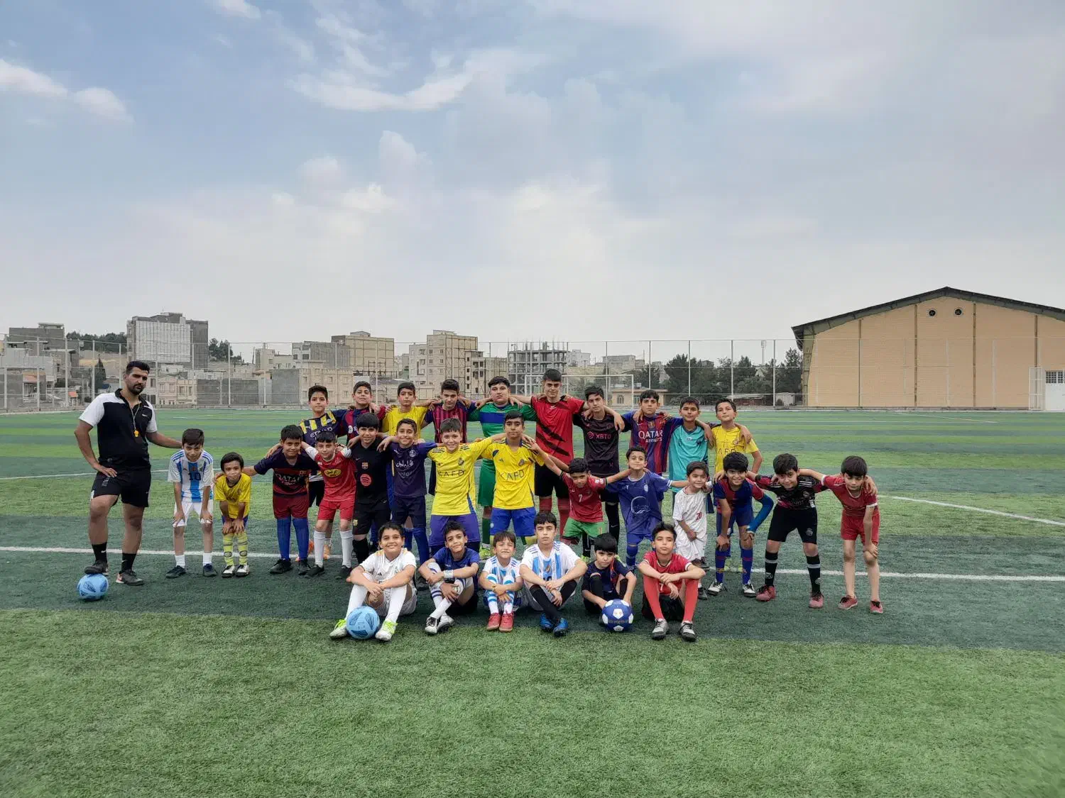 کلاس فوتبال اکادمی|خدمات آموزشی|بروجرد, |دیوار