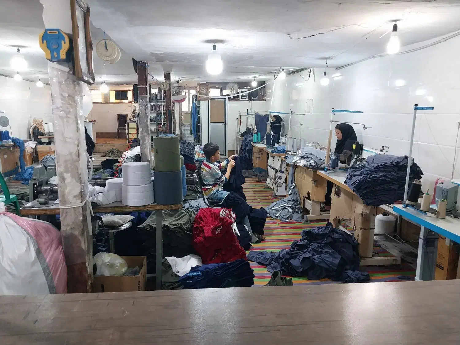 نیازمندچرخکارخانم(میاندوز کار وزیگزال دوزووسطکار|استخدام صنعتی، فنی، مهندسی|قم, نیروگاه|دیوار