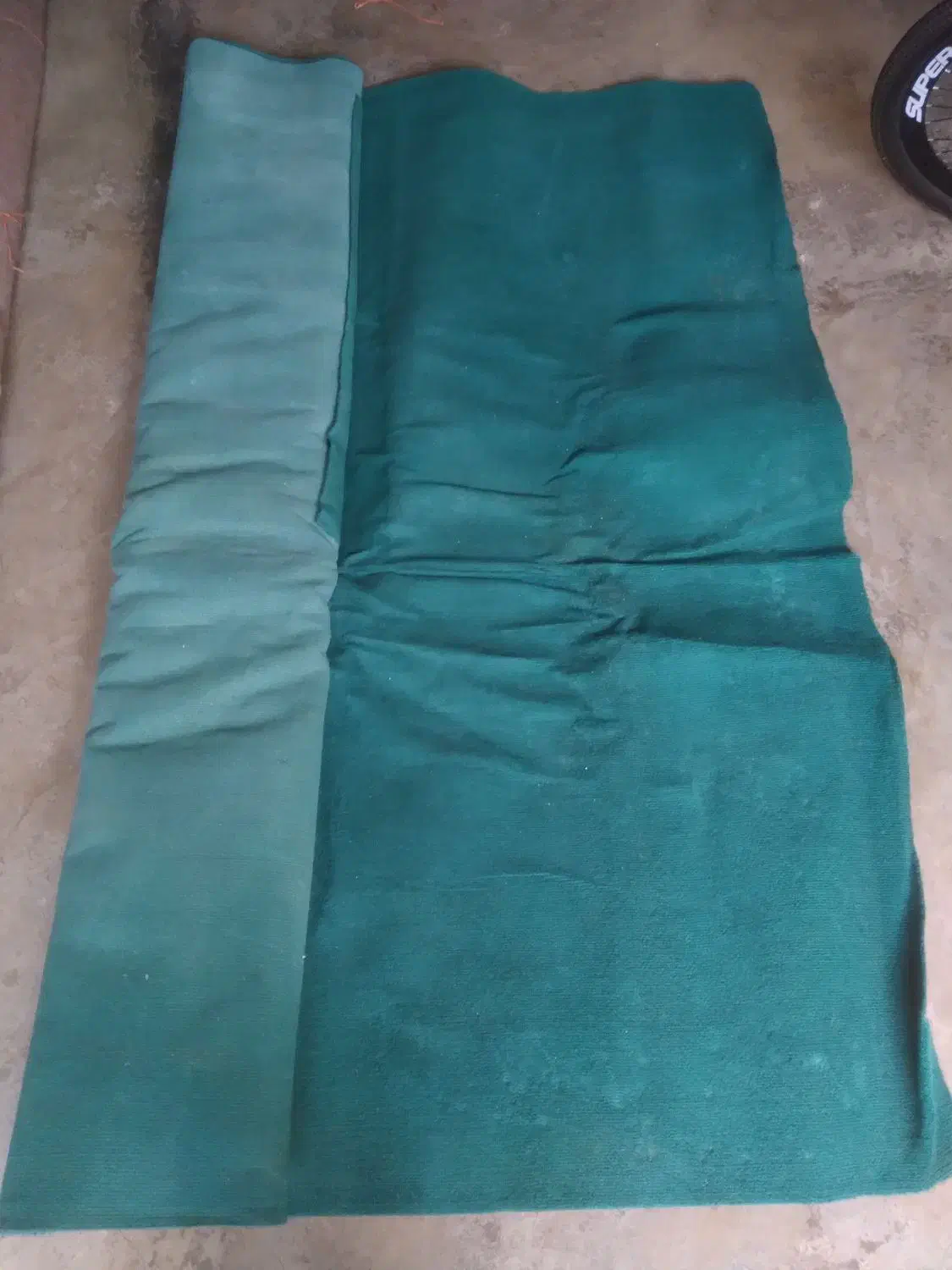 فروش موکت قهوه ای و سبز حدوداً ۲۵ متری|موکت|رشت, جانبازان|دیوار