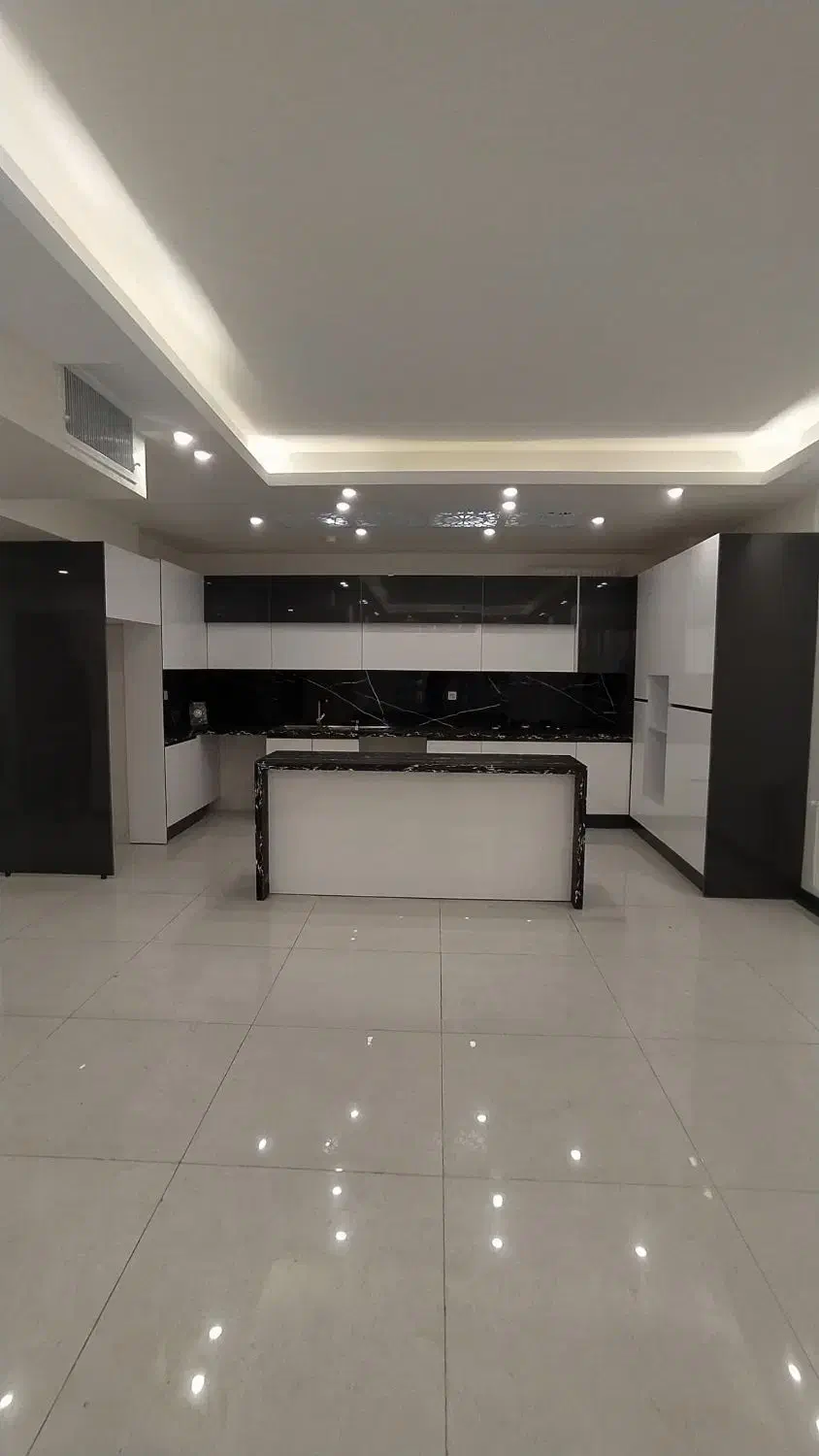 125متری/3خواب/تخلیه/تک واحدی/سالن پرده خور|اجارهٔ آپارتمان|تهران, صادقیه|دیوار