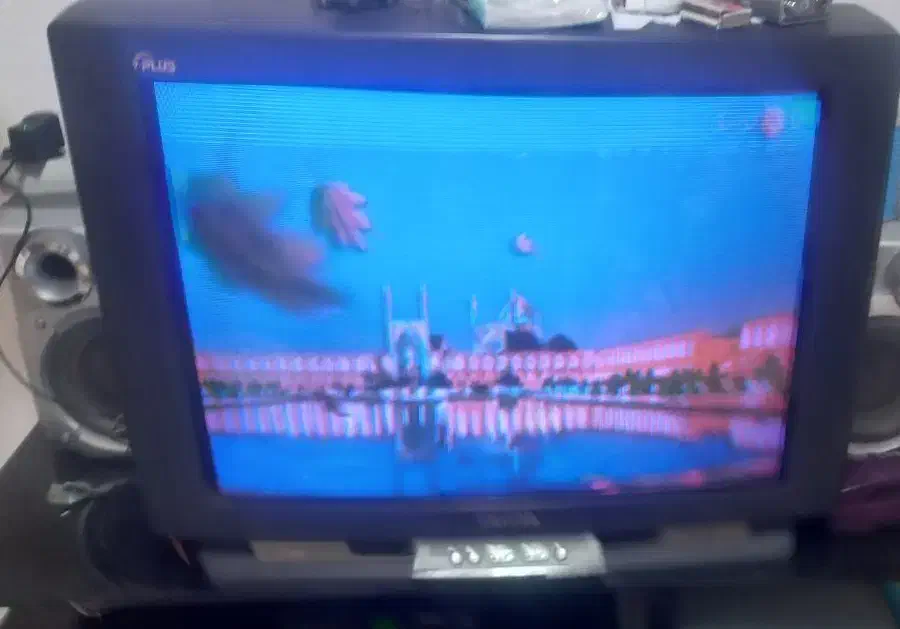 تلوزیون۲۹ اینچ|تلویزیون و پروژکتور|کوهین, |دیوار