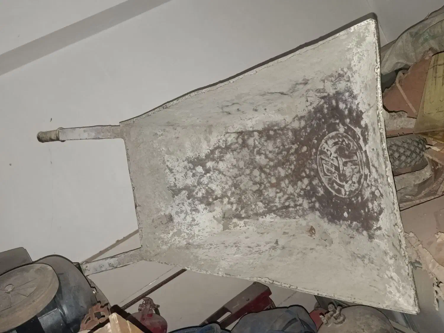 فرغون در ح نو کاملاسالم|ابزارآلات|تبریز, |دیوار