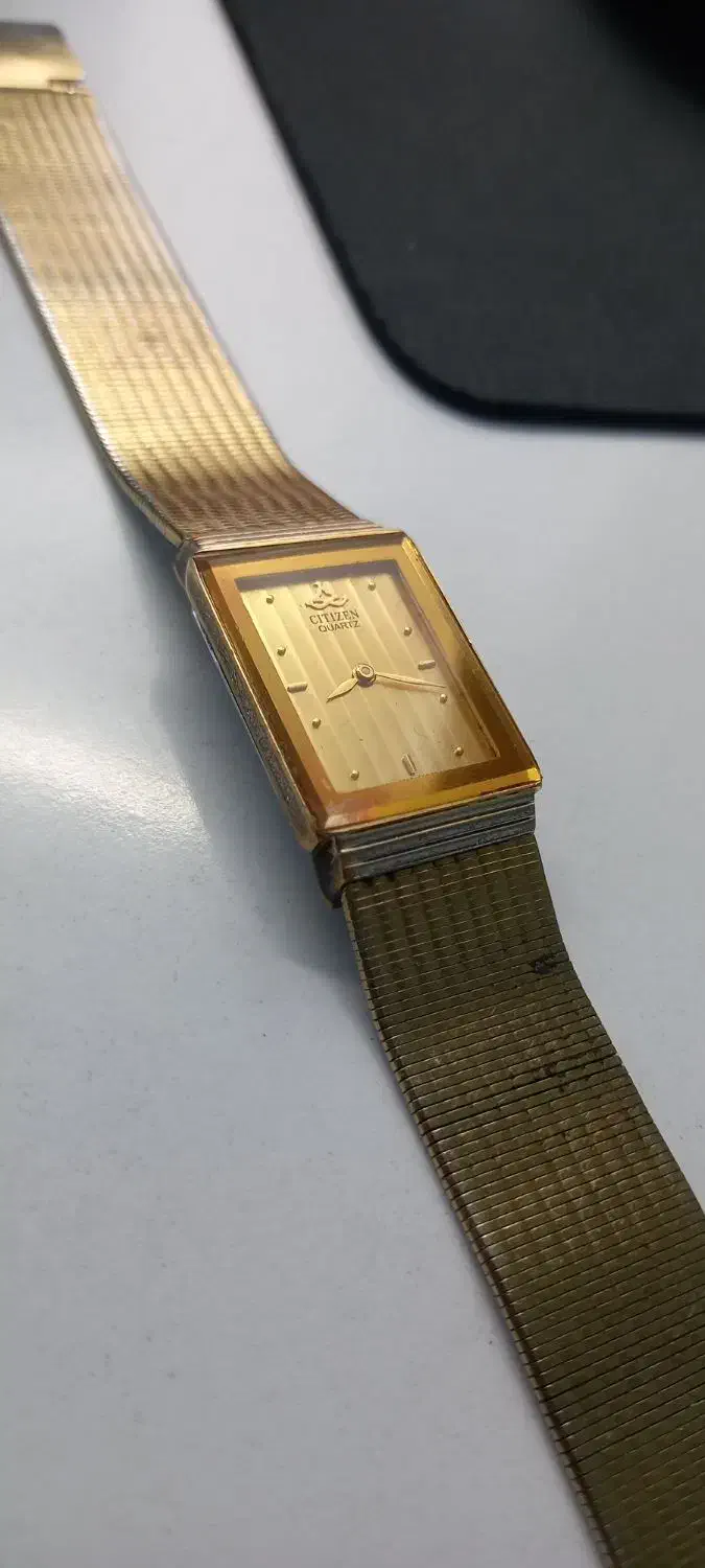 ساعت سیتیزن قدیمی|کلکسیون اشیاء عتیقه|سمنان, |دیوار