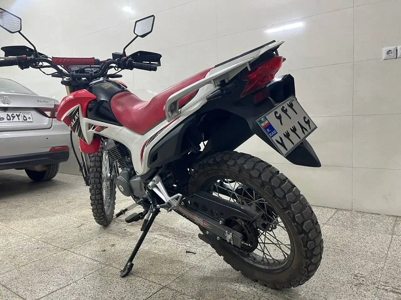 تریل فلات 200|موتورسیکلت|یزد, |دیوار