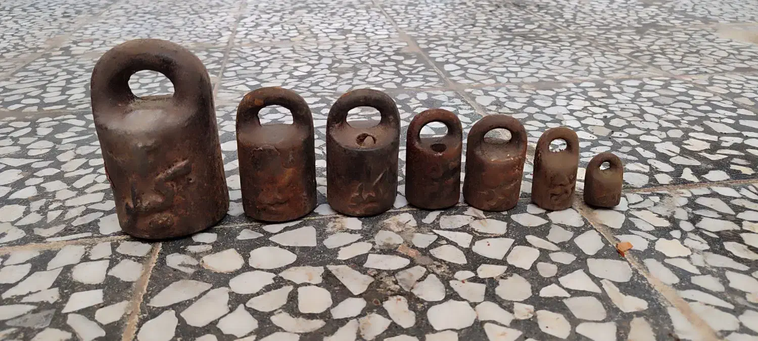 سنگ کیلو|کلکسیون اشیاء عتیقه|خرم‌آباد, |دیوار